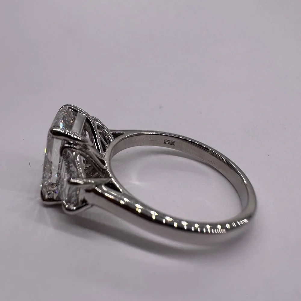 4.02 carat F VS1 emerald cut lab diamond engagement ring three stone - Picture 4 of 8